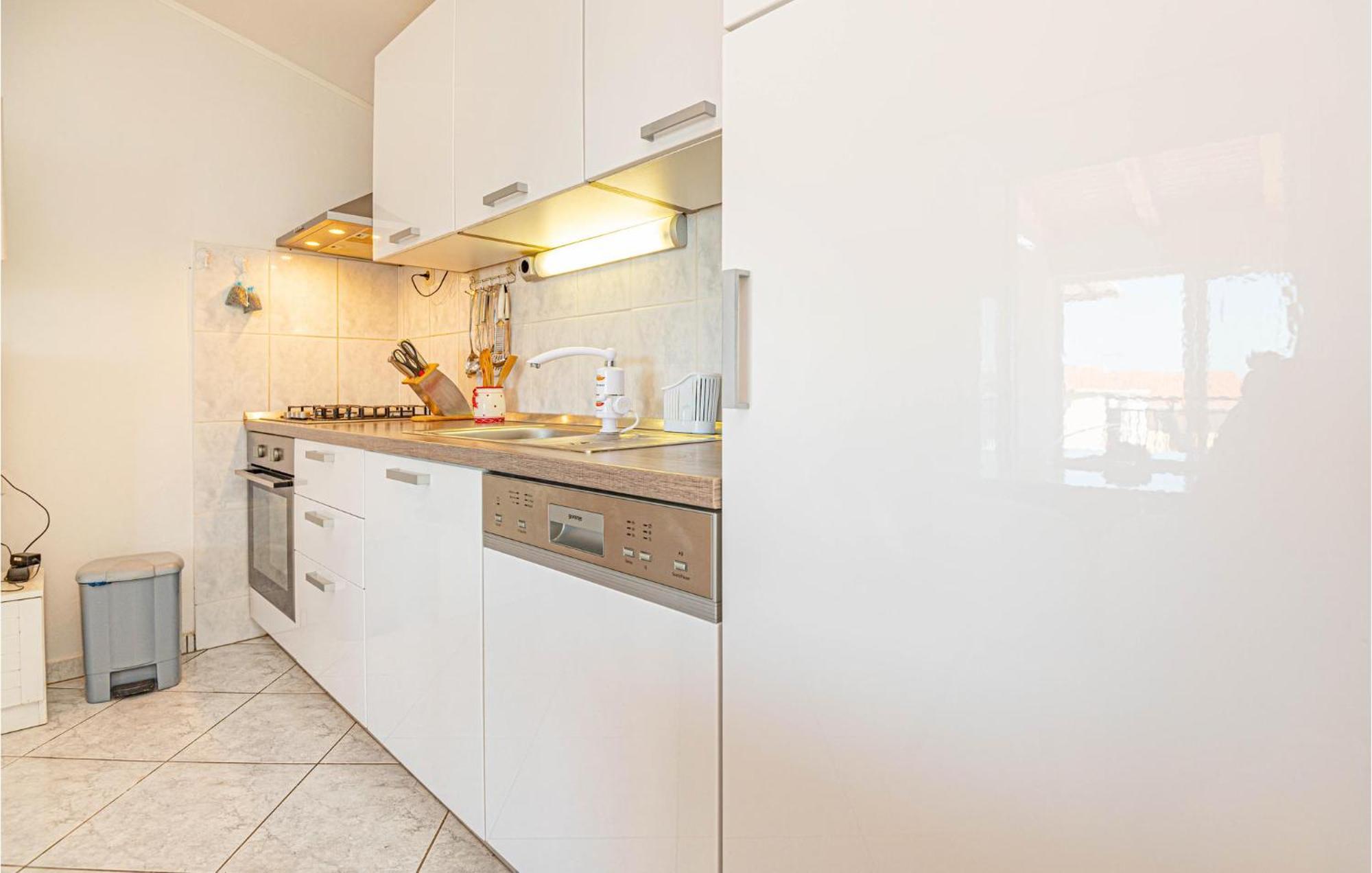 Nice Home In Zatoglav With House Sea View Podglavica Exterior photo