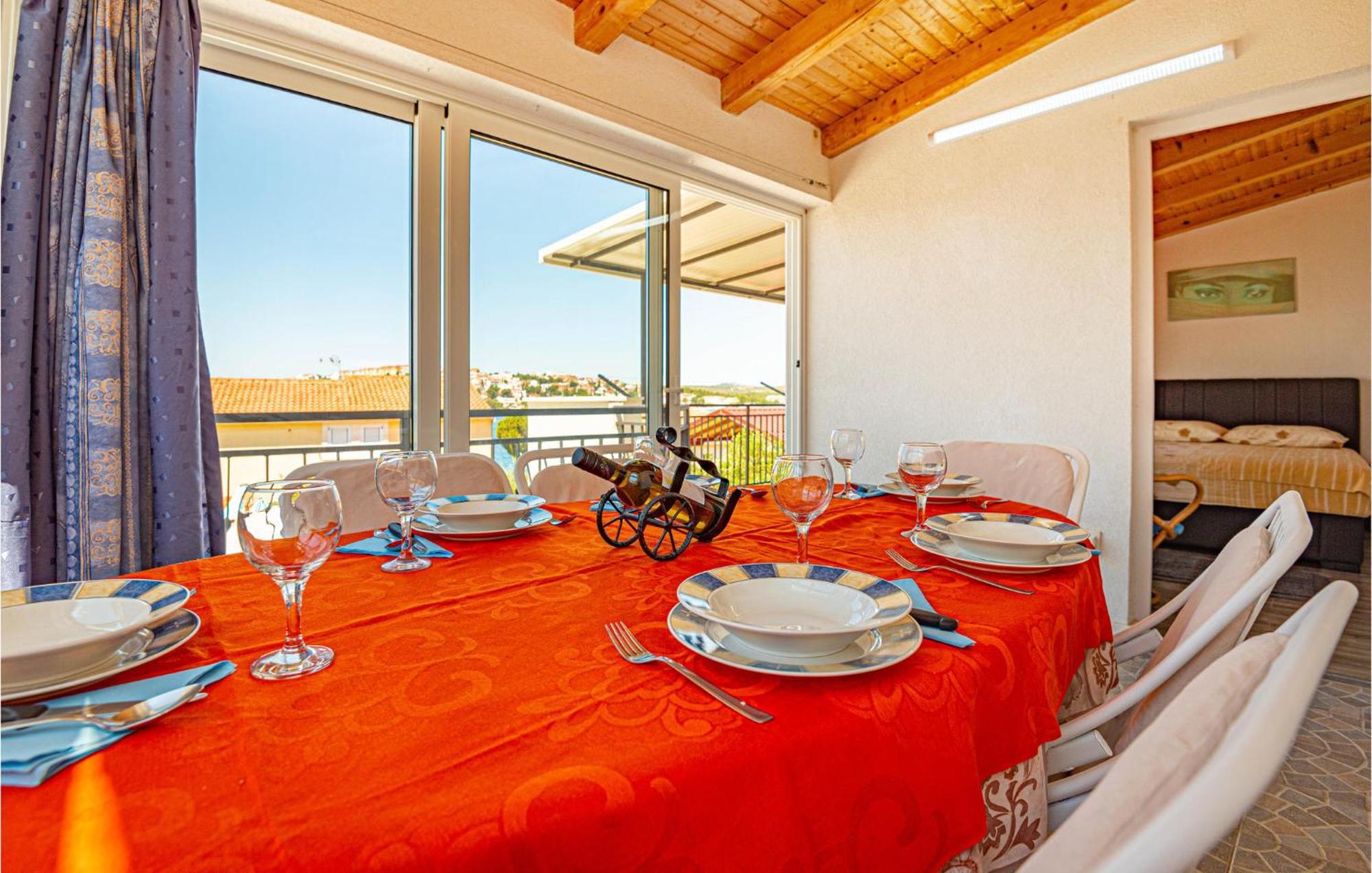 Nice Home In Zatoglav With House Sea View Podglavica Exterior photo